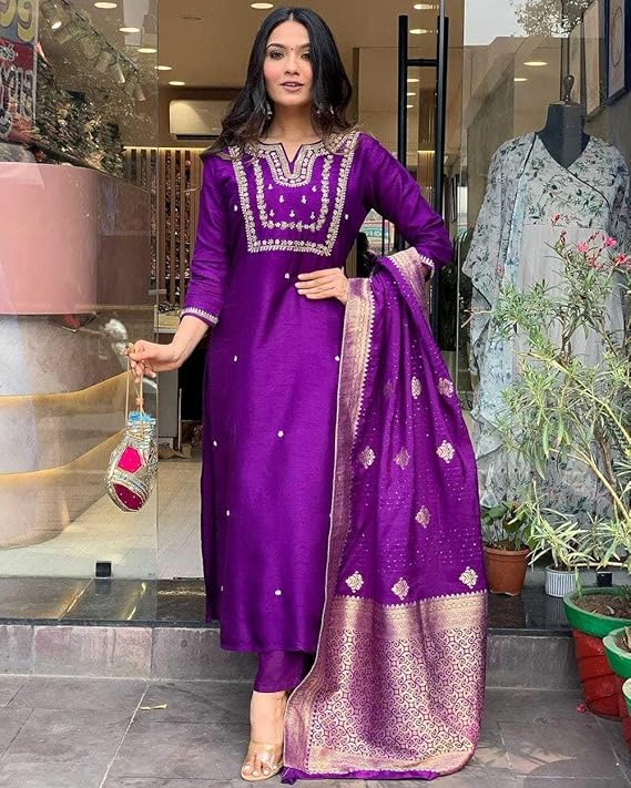 Women's Viscose Silk Heavy Embroidered S...