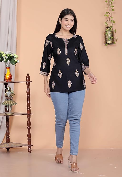 Women's Cotton Printed Short Straight Ku...