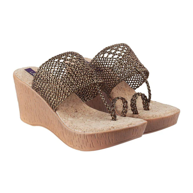 Womens Mid-Heel Platform Slip-on Chappal