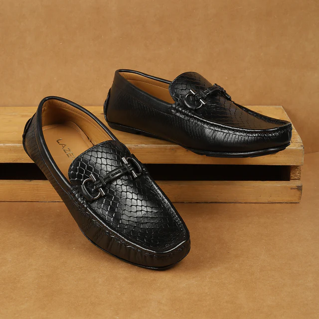 The Monarch Men’s Black Textured Faux Le...