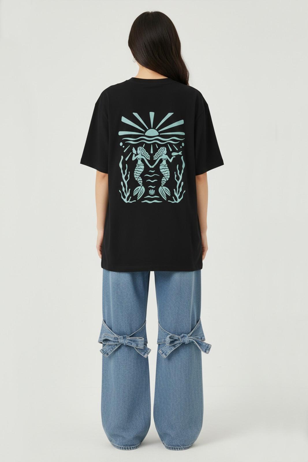 TWIN MERMAID GRAPHIC PRINTED OVERSIZED T-SHIRT