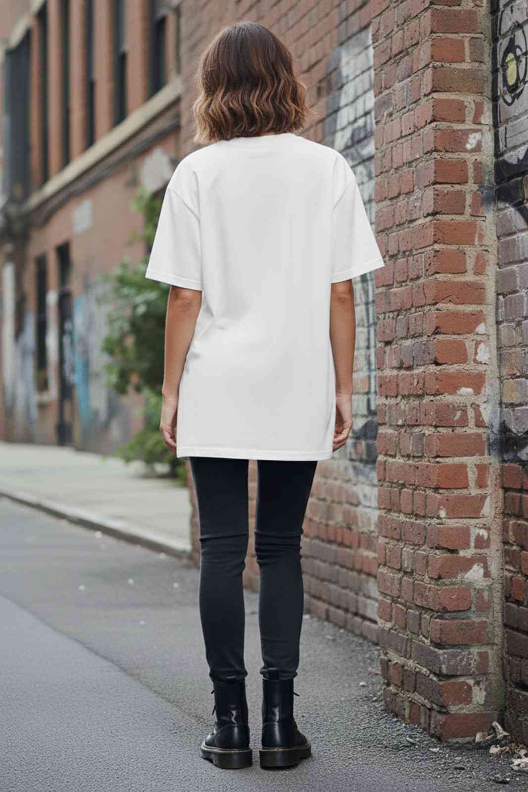 CONFIDENCE GRAPHIC PRINTED OVERSIZED TEE