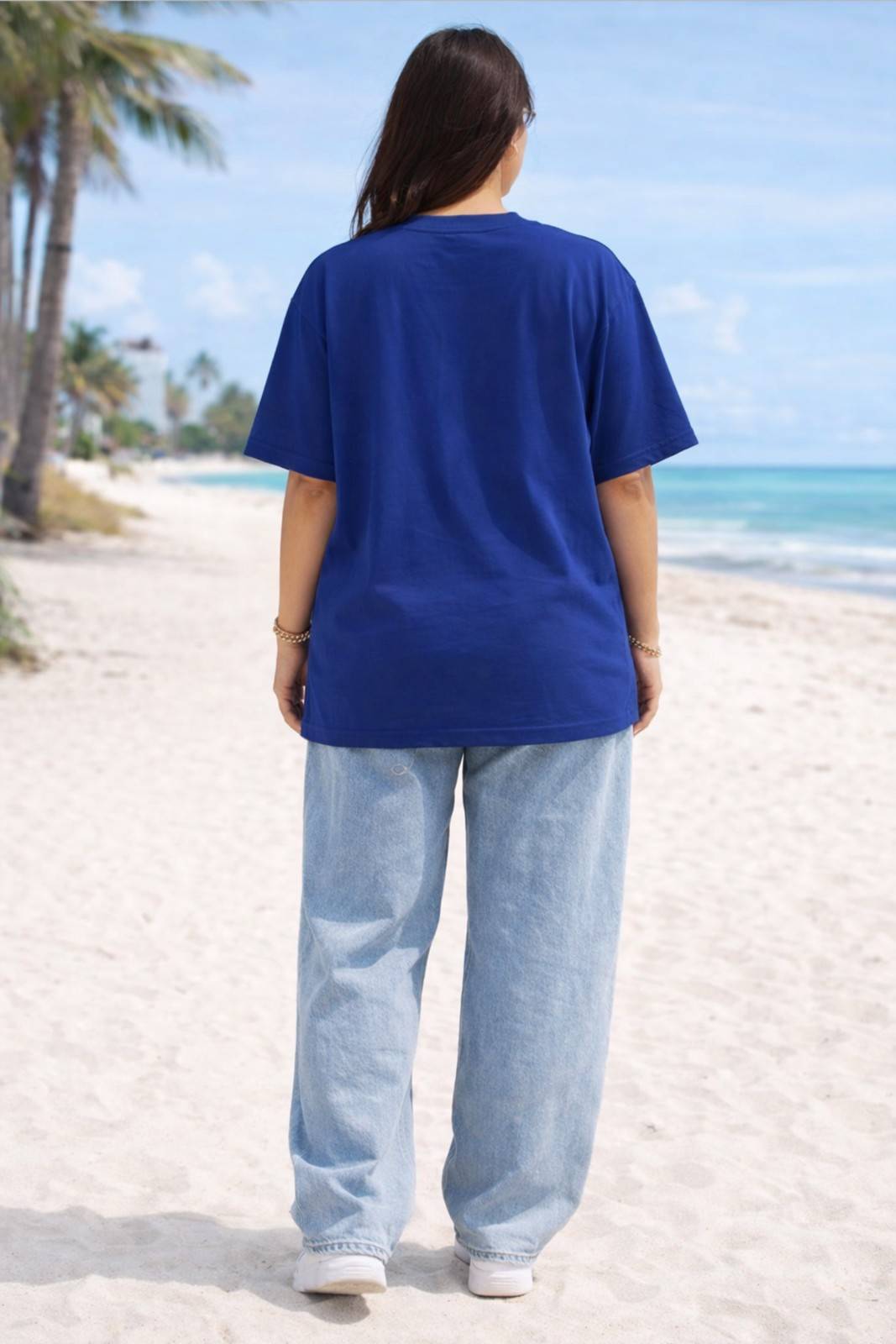 MODERN OVERSIZED TEE