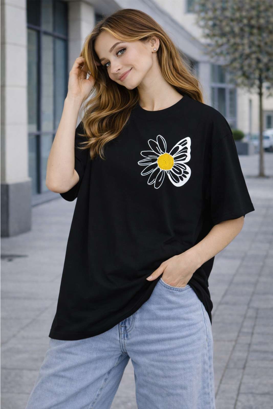 BUTTERFLY GRAPHIC PRINTED OVERSIZED TEE