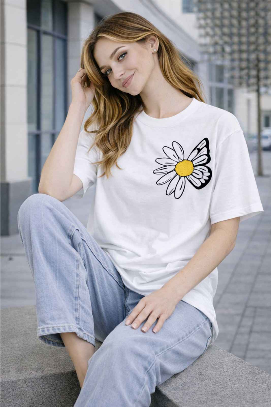 BUTTERFLY GRAPHIC PRINTED OVERSIZED TEE