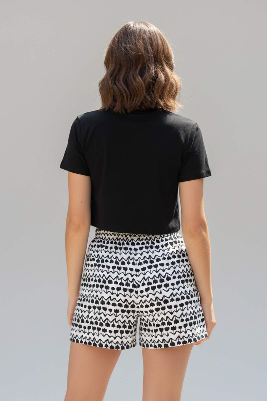 STENZO GRAPHIC PRINTED CROP TOP