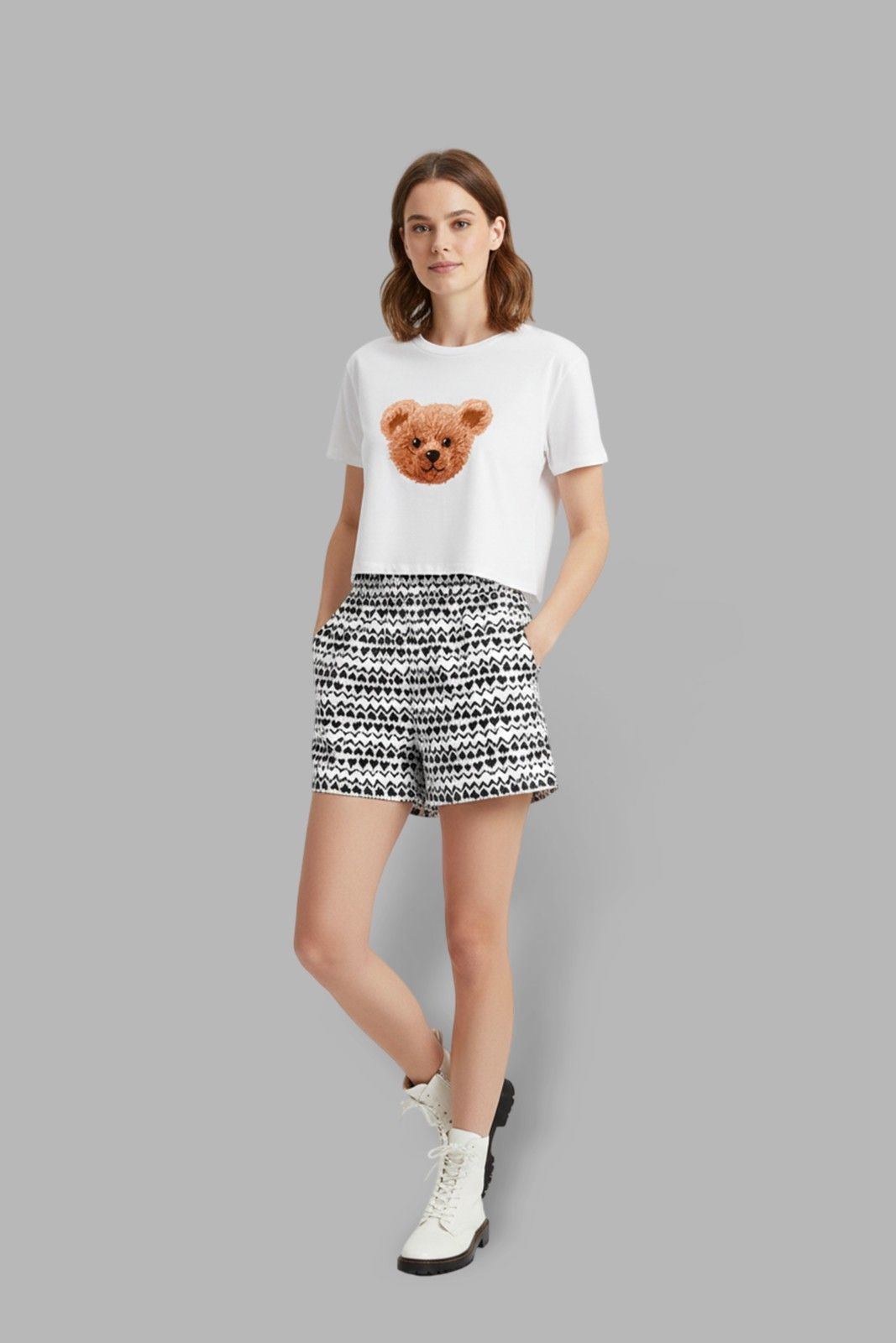 TEDDY GRAPHIC PRINTED CROP TEE