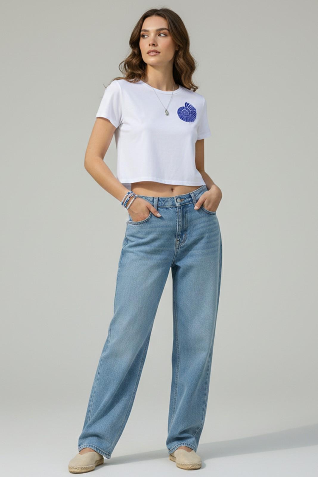 SHELL GRAPHIC PRINTED CROP TEE