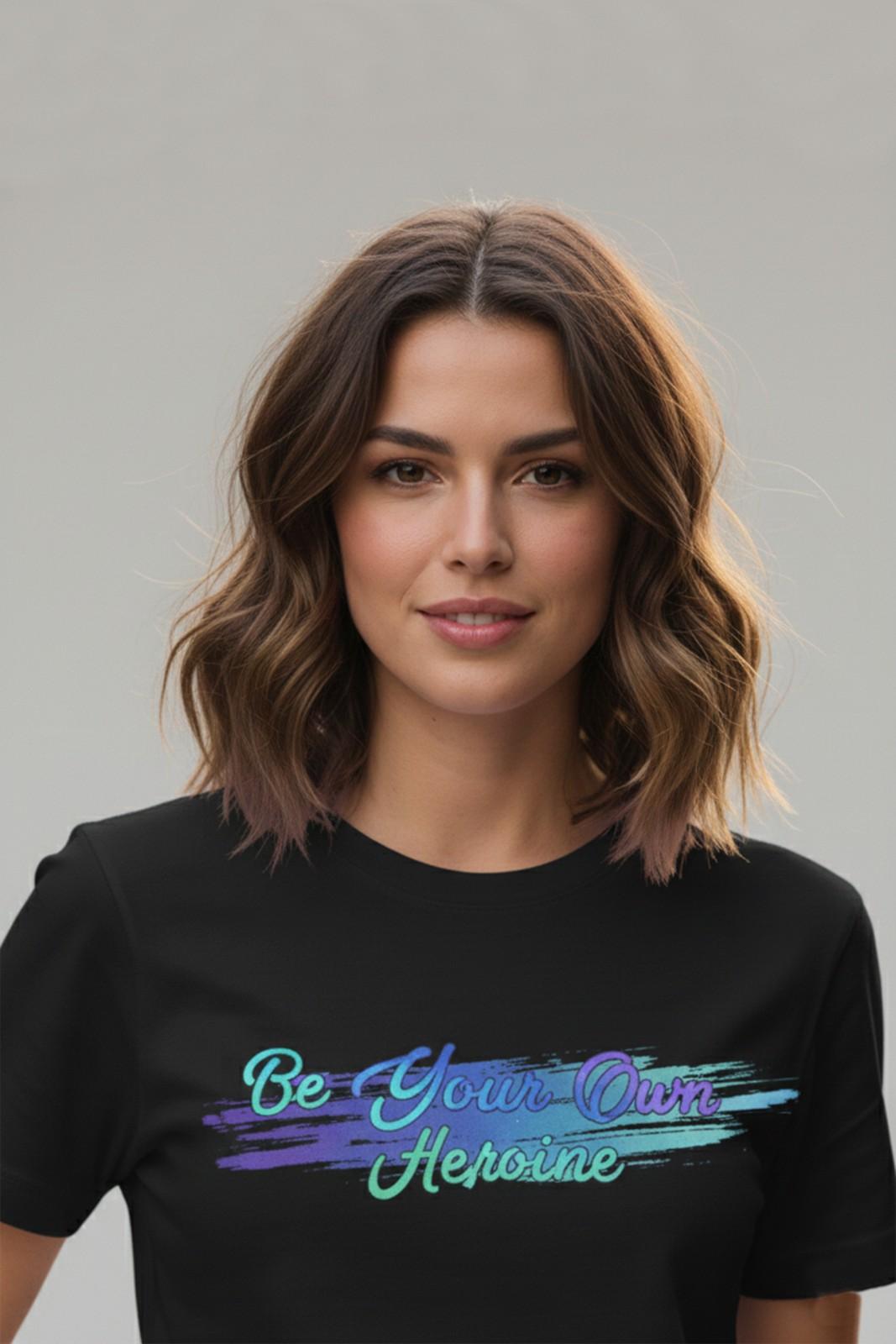 THE SIGNATURE VIBE REGULAR TEE