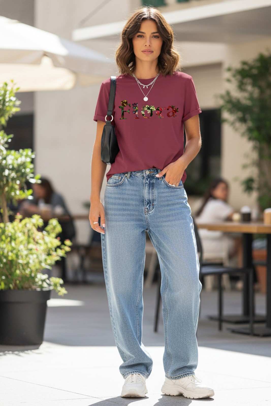 FLORA GRAPHIC PRINTED REGULAR TEE