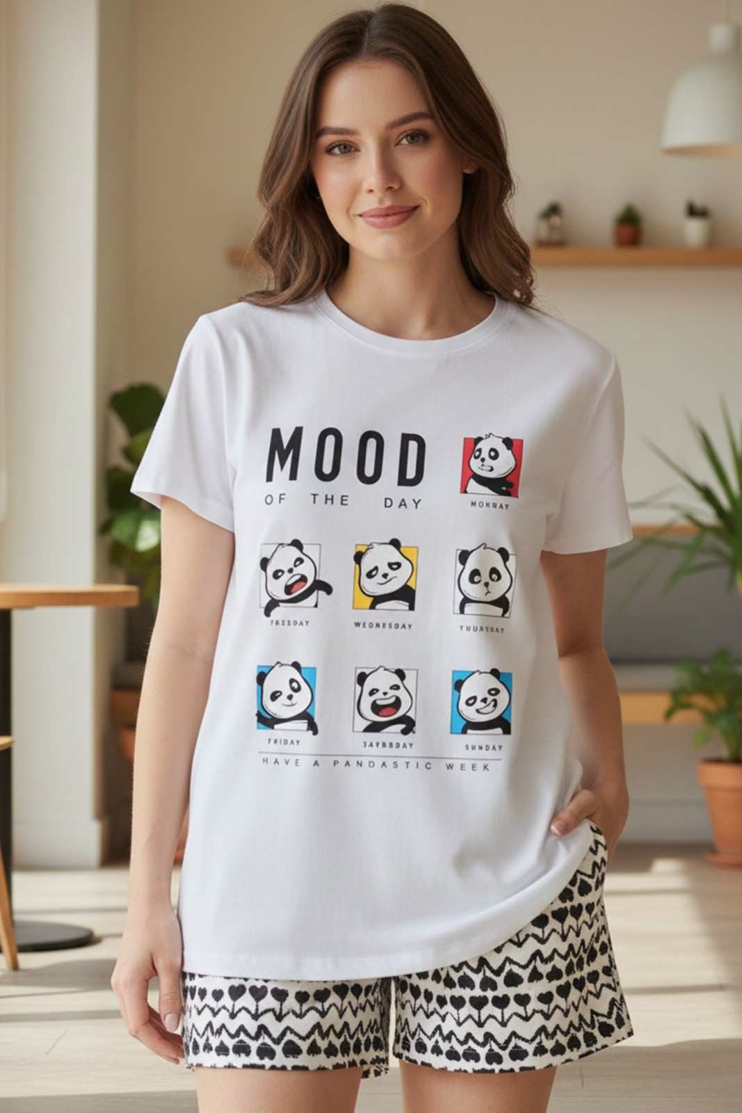 PANDA'S MOOD PRINTED REGULAR T-SHIRT