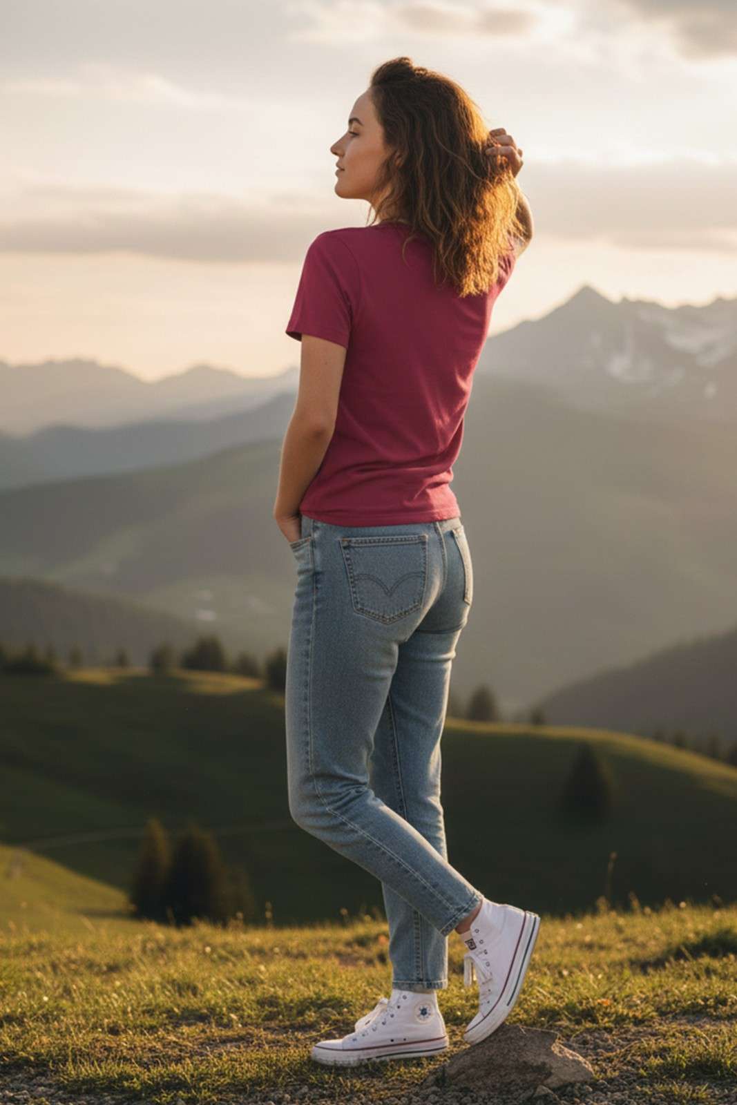 THE GOLDEN PEAK REGULAR TEE