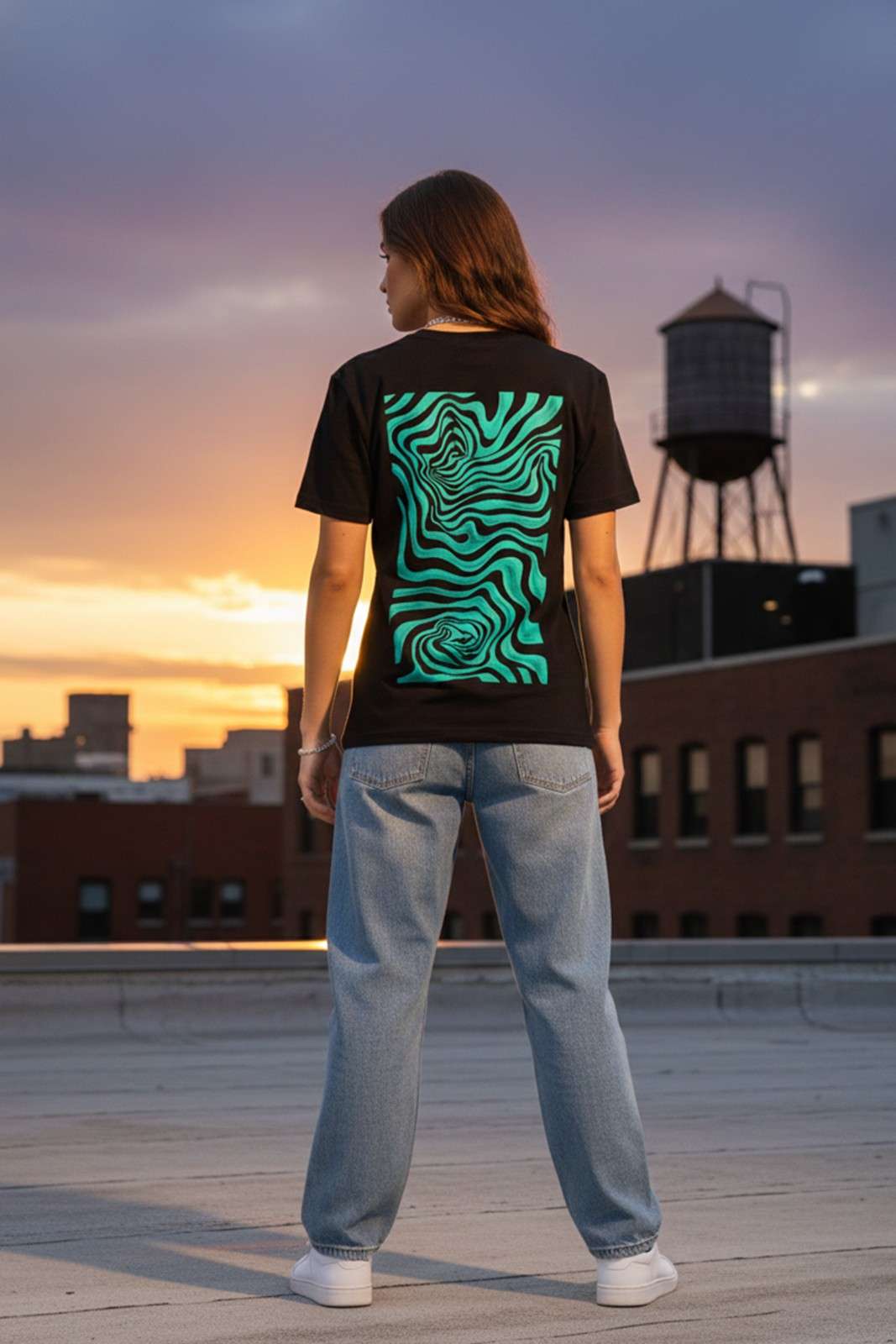 ABSTRACT GRAPHIC PRINTED TEE