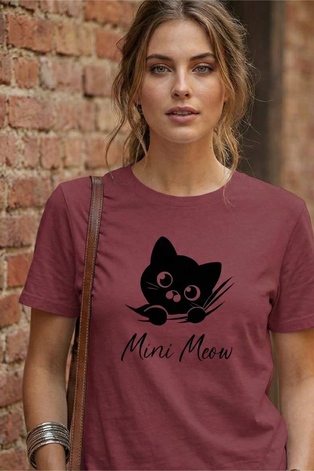 CAT GRAPHIC PRINTED REGULAR TEE