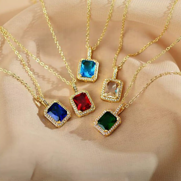 Stone Pendant Necklace Chain Set with Matching Earrings