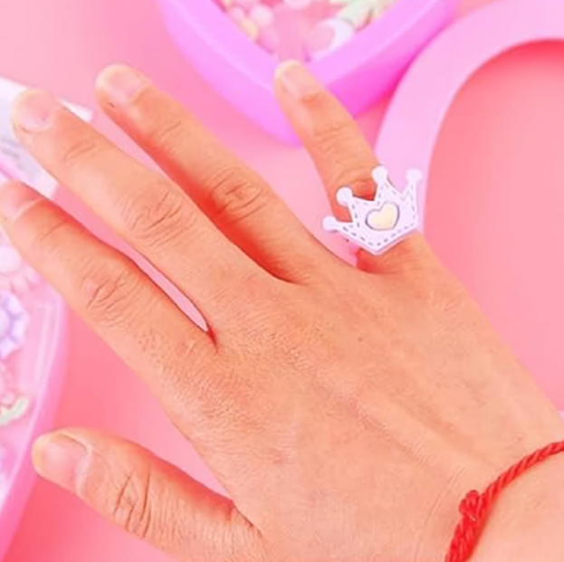 Adorable Kids Decorative Rings Set with Heart-Shaped Storage Box