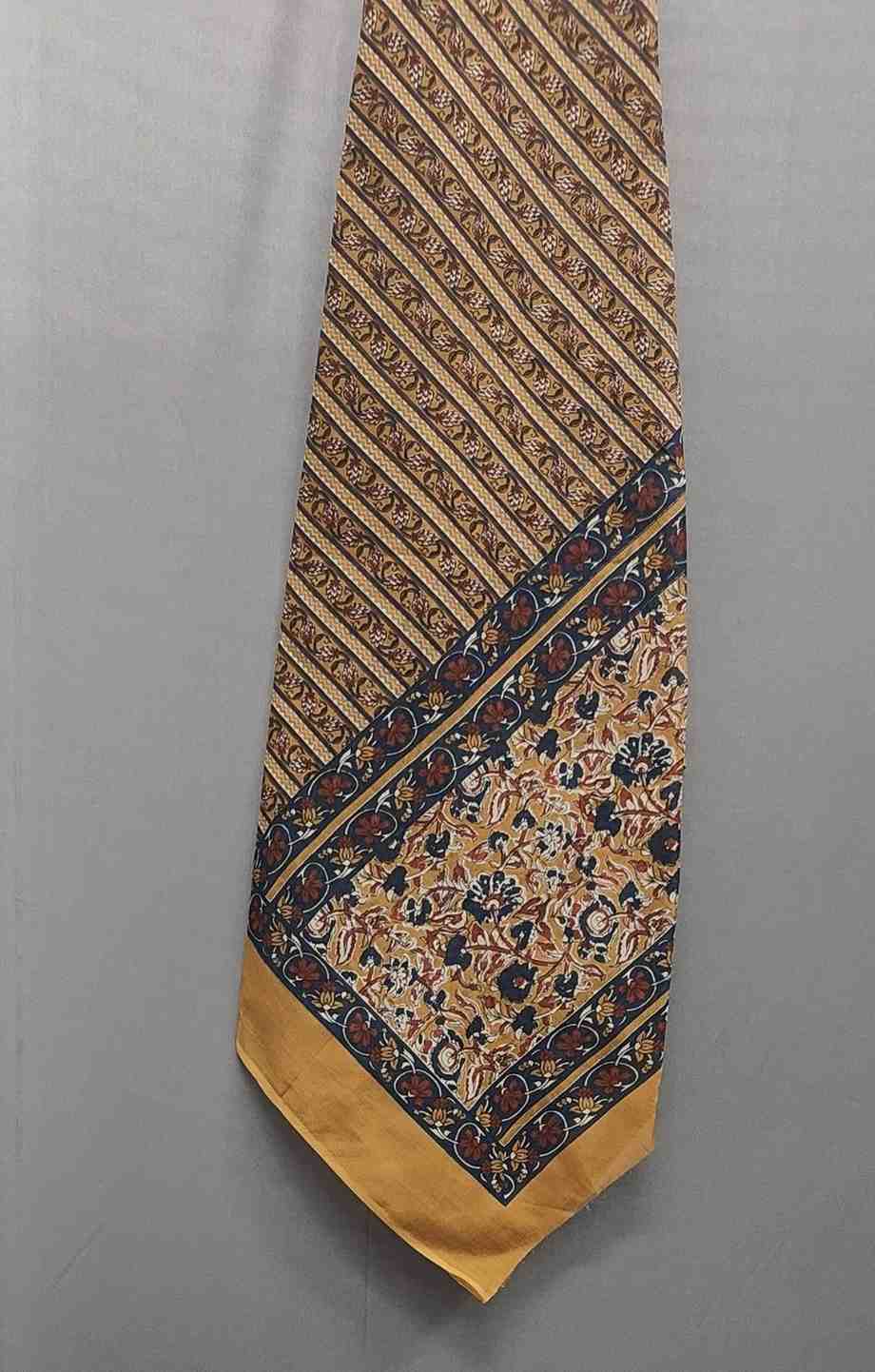 Elegant Printed Cotton 3-Piece Unstitched Suit